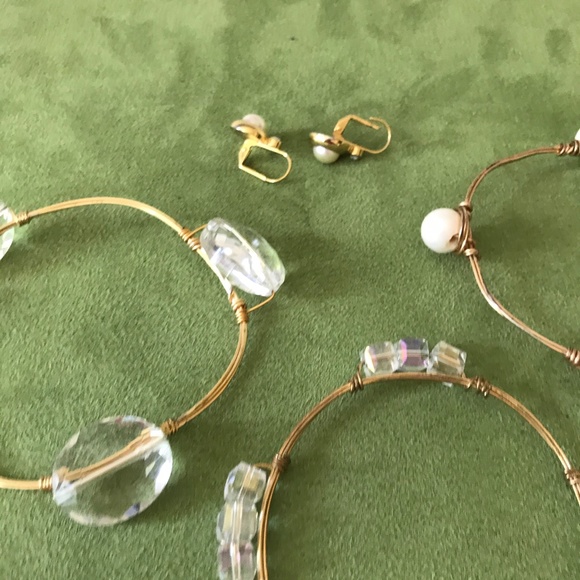 Crystal Wire Wrap Bangle/Pearl Earrings - Picture 5 of 8